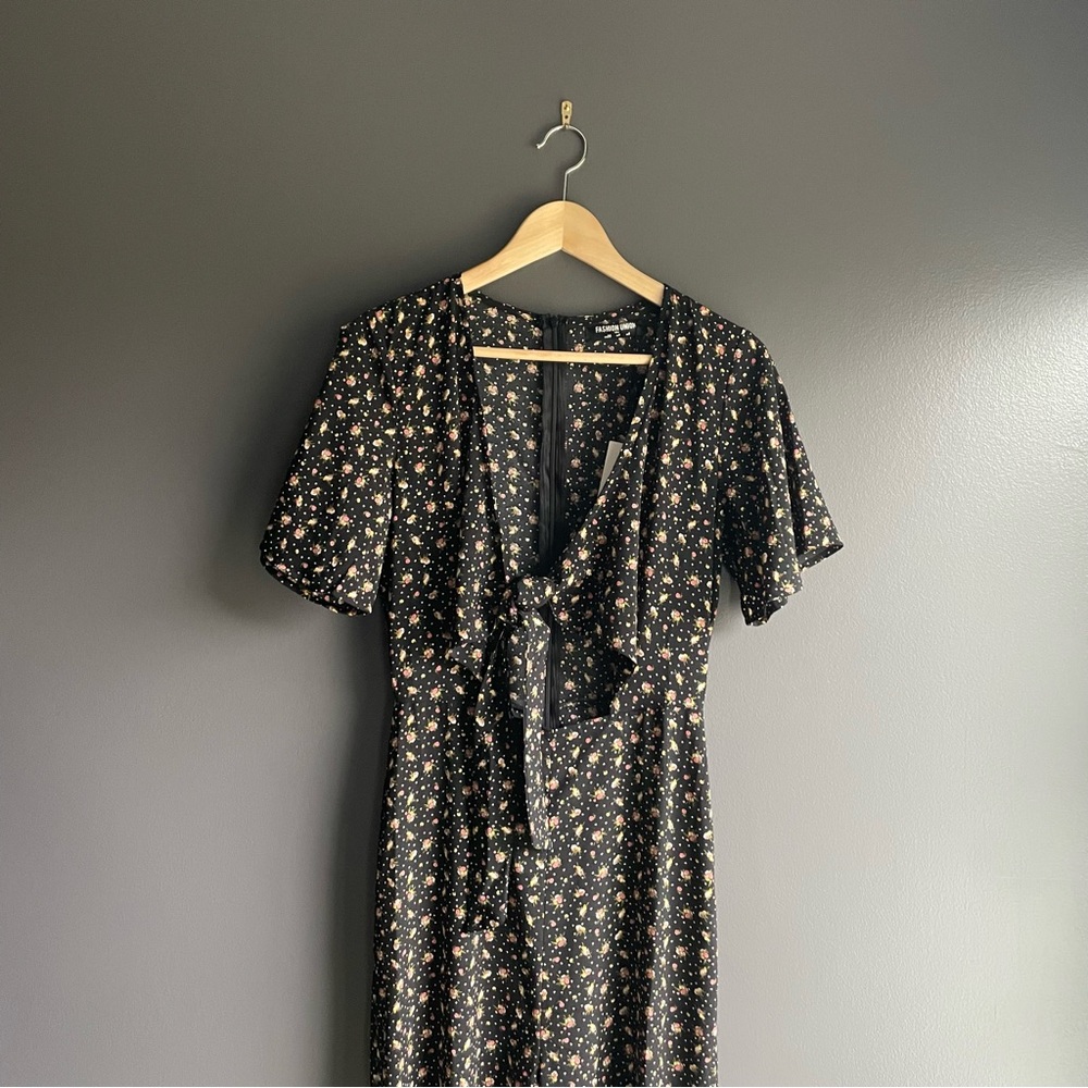 Asos Fashion Union Tall Tie Front Jumpsuit in Floral NWT - 4 Tall - Picture 6 of 9